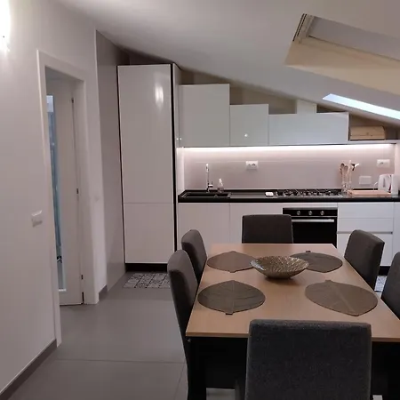 Apartment Bellini's House